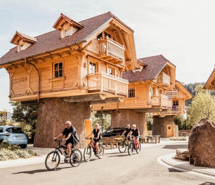 Seelbach Schwarzwald Baumhaus-Doerfle-Rad (Foto: Ferienparadies Schwarzwälder Hof)